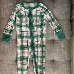 Littles Sleepies Noel Plaid 6-12 months zippy sleeper footed jammies